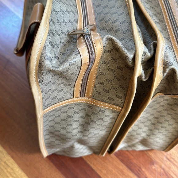 Gucci Brown and Black Travel Bag with Red Stripes - Picture 11 of 16